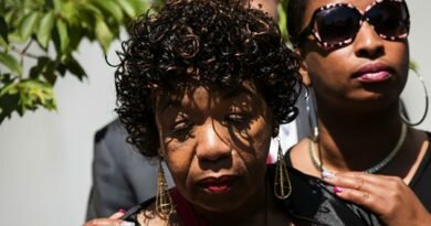 Eric Garner’s Mom Demands Punishment For Cop Who Killed Son Eric Garner’s Mom Demands Punishment For Cop Who Killed Son